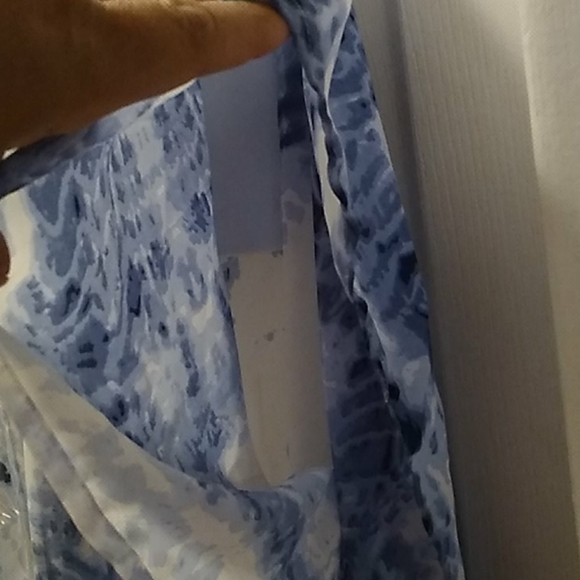 Nwt Coverup (1X) - Picture 3 of 8